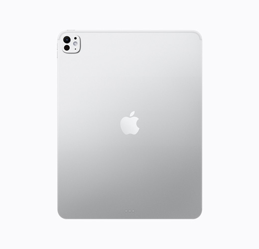 銀色 iPad Pro 的背面外觀，展示銀色光面 Apple 標誌